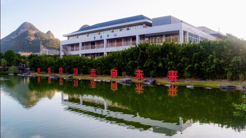 电子科技公司设备参数对比，揭秘选购背后的技术逻辑